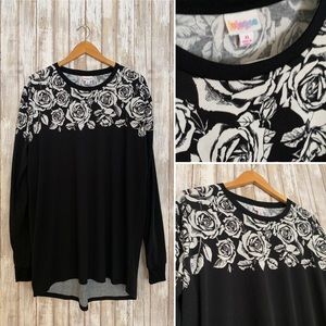 XL LuLaRoe Long Sleeve Hudson Roses Black & White
